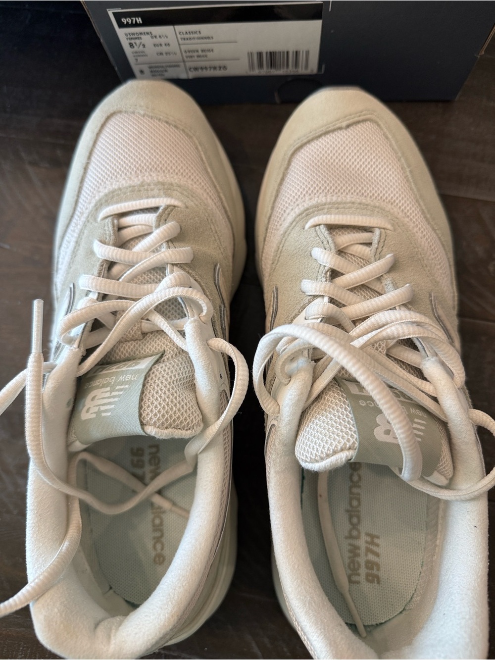 New Balance Women's Sneakers in